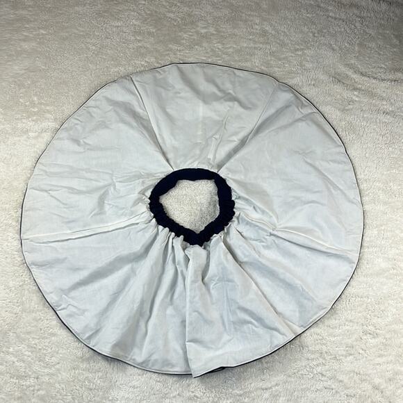 Traditional Irish dancing circle skirt with Celtic pattern, size small - Picture 7 of 7